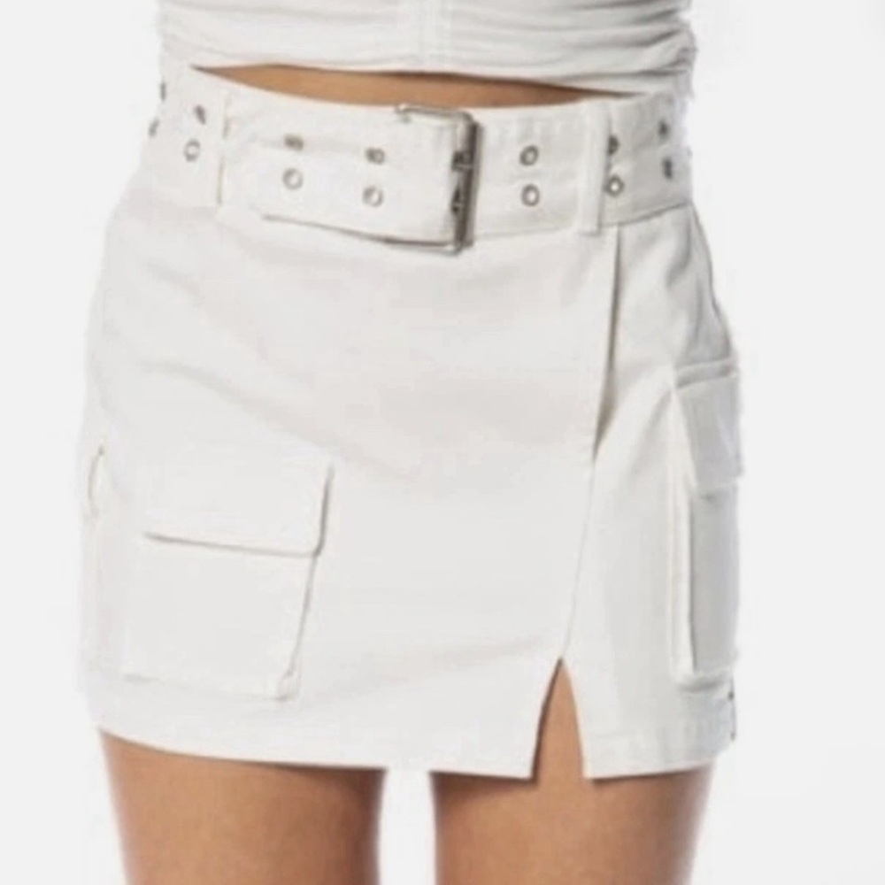 Juicy Couture Ivory Mini Skirt with Belt